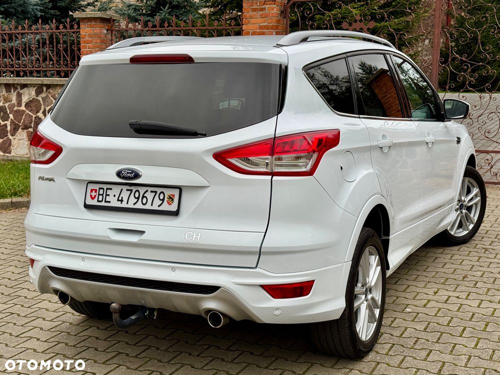 Ford Kuga - 12