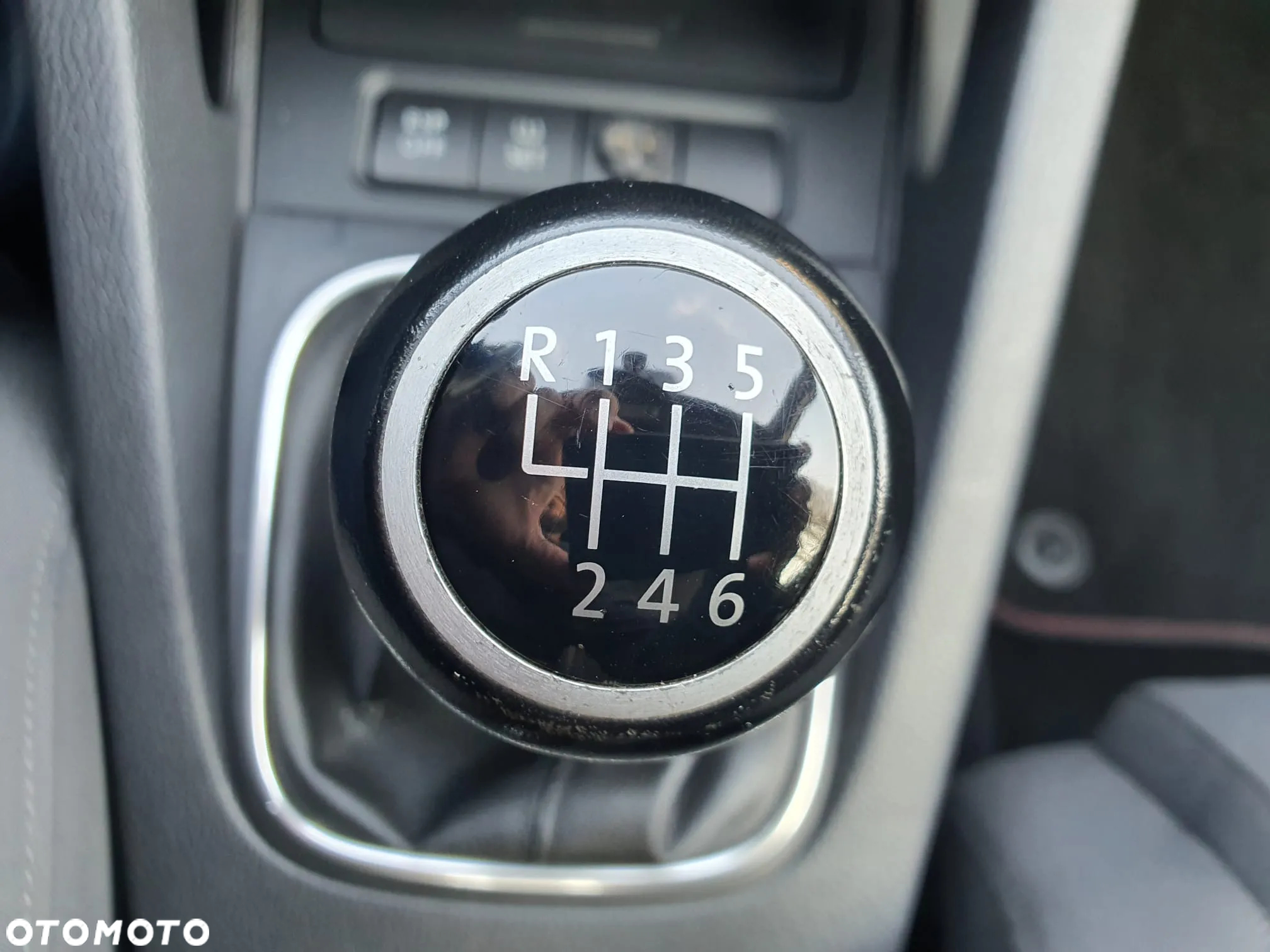 Volkswagen Golf - 29