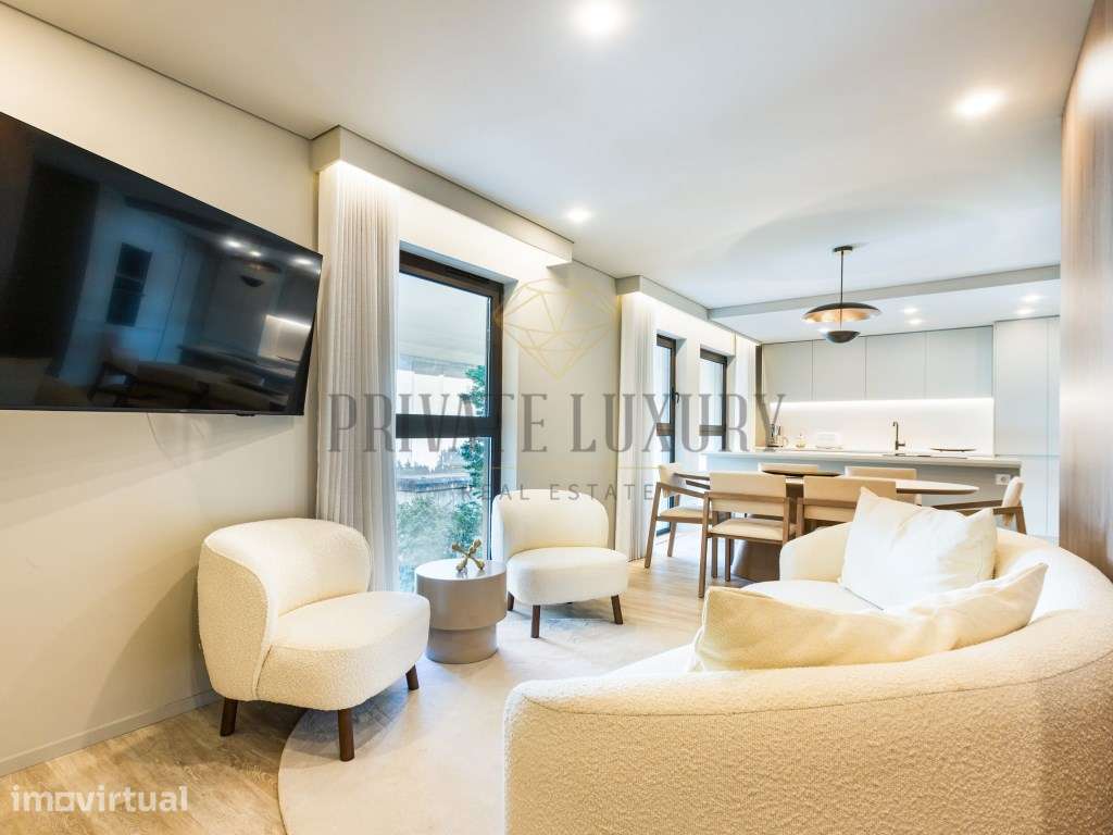 Apartamento de luxo mobilado com 3 quartos e estacionamento perto d... - Grande imagem: 2/26