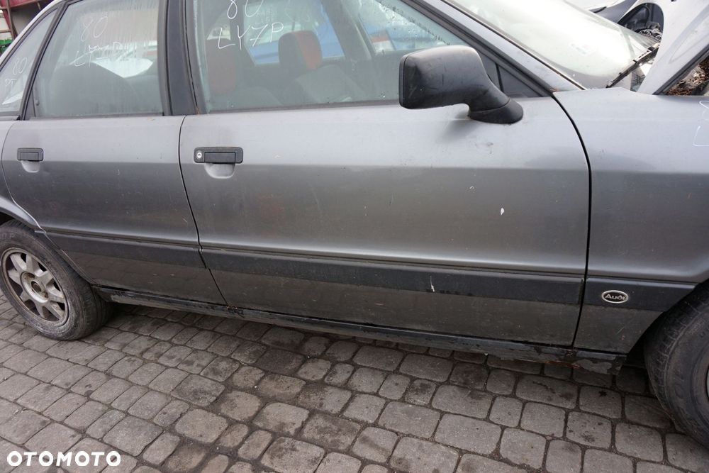 DRZWI PRZEDNIE PRAWE 80 B3 SEDAN LY7P  SZARY AUDI 1986-1991 - 4