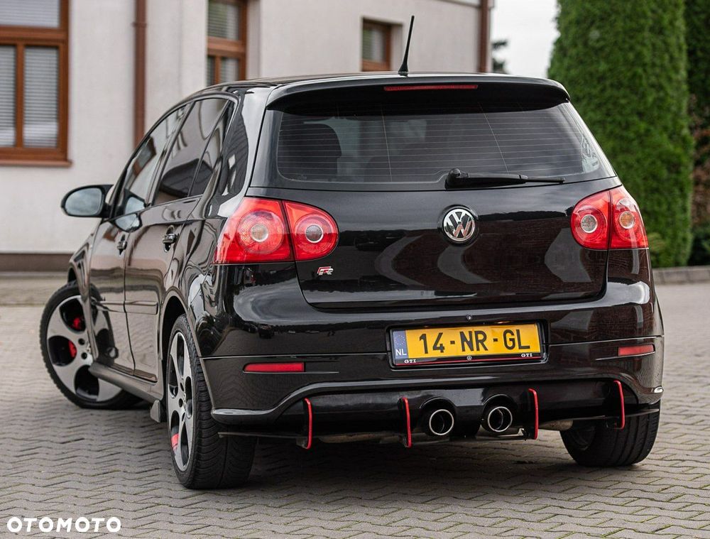 Volkswagen Golf 2.0 GTI - 2