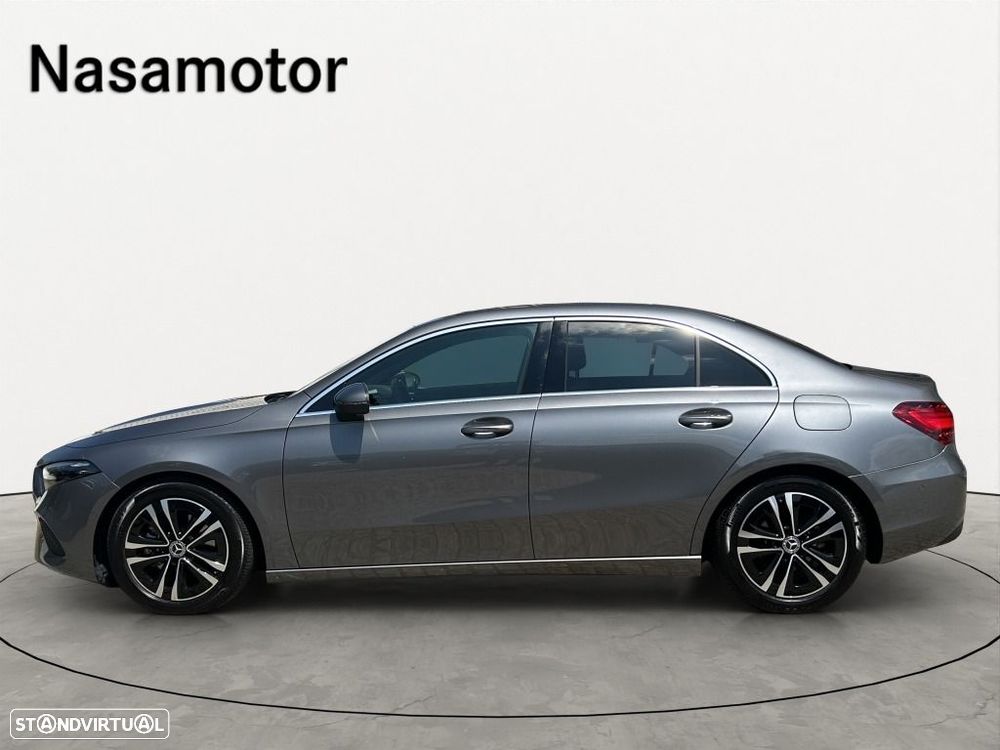 Mercedes-Benz A 180 d — fotografia 7