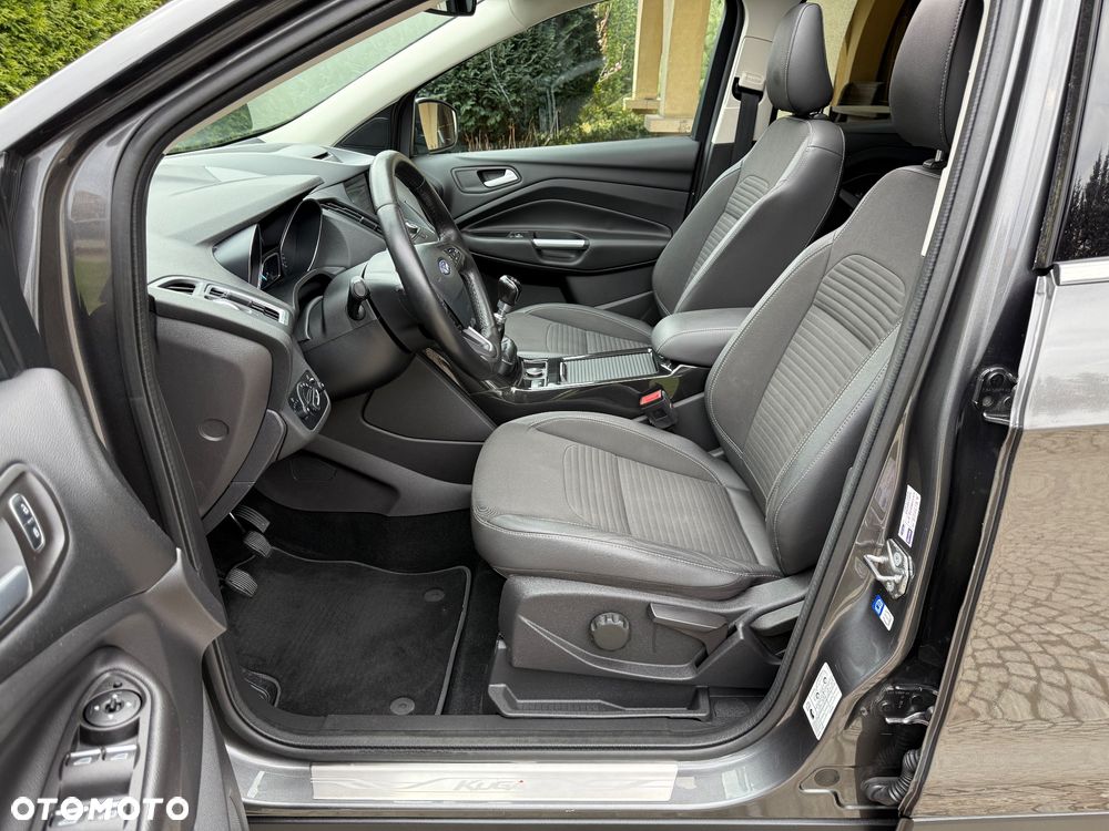 Ford Kuga 2.0 TDCi 4x4 Titanium - 18