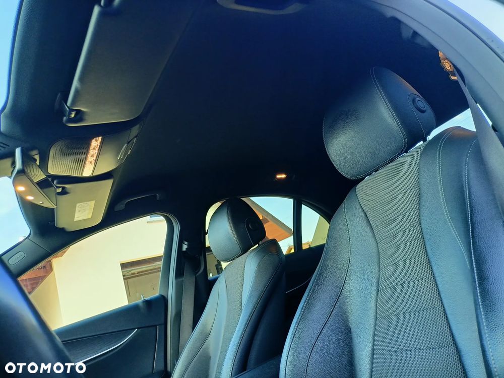 Mercedes-Benz Klasa E 220 d 9G-TRONIC - 26