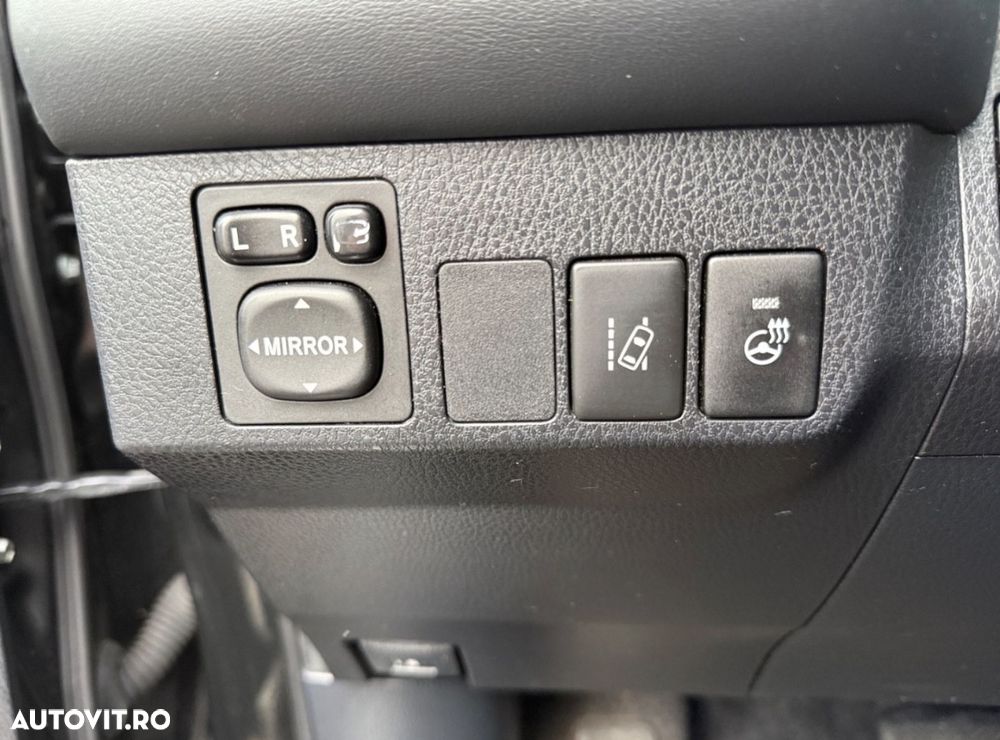 Toyota RAV4 2.5 4x2 Team Deutschland - 22