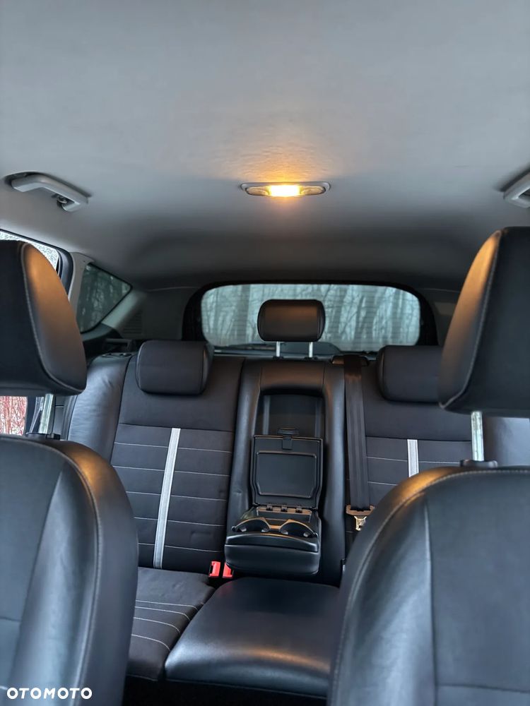 Ford Kuga 2.0 TDCi Titanium - 10