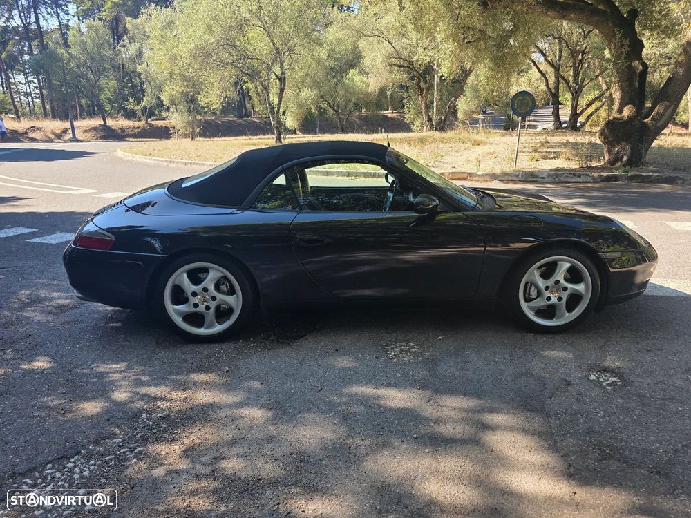 Porsche 911 (996) Carrera 4 Cabrio - 8