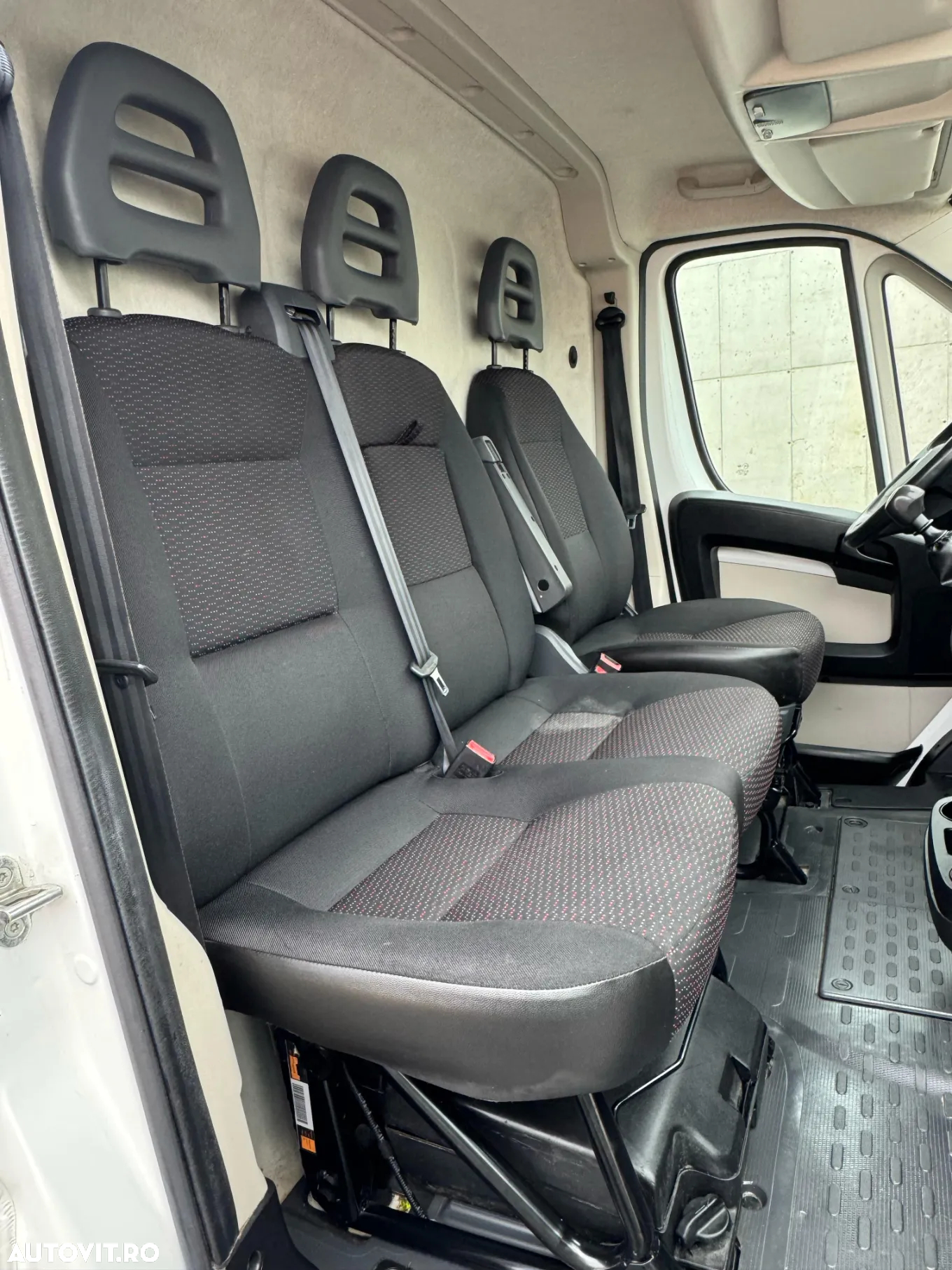 Citroën Jumper L2H2 2.0 BlueHDi 130cp Business - 13