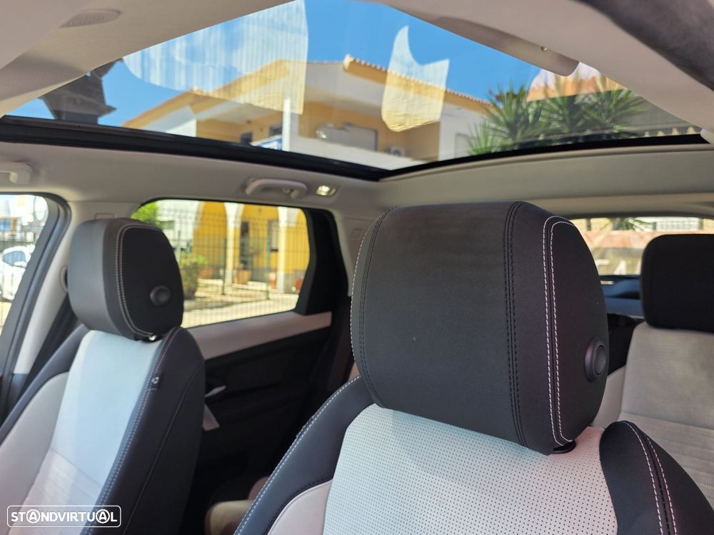 Land Rover Discovery Sport 1.5 I3 P270e AWD S - 15