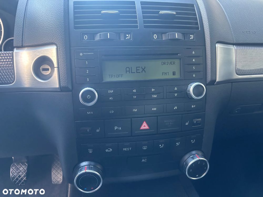 Volkswagen Touareg 3.0 V6 TDI - 11