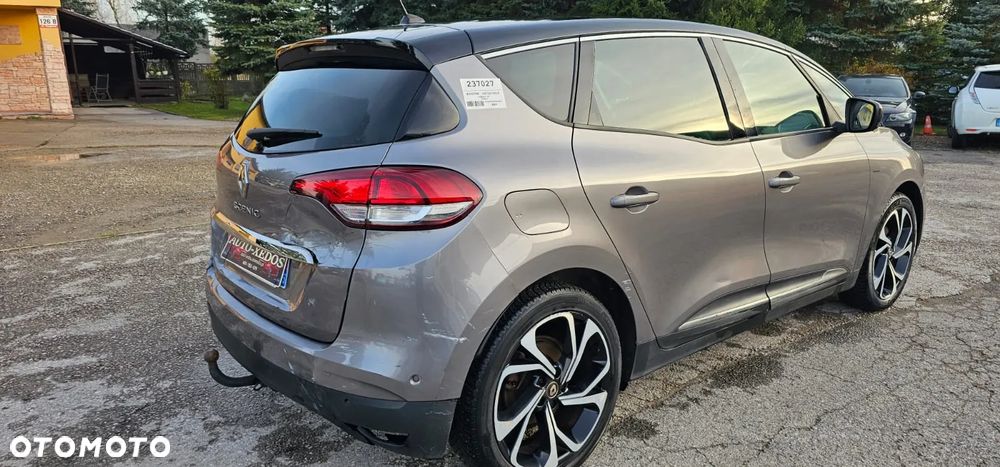 Renault Scenic BLUE dCi 120 BOSE EDITION - 4