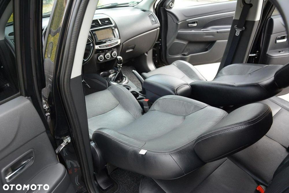 Mitsubishi ASX 1.6 DI-D 2WD Top - 23