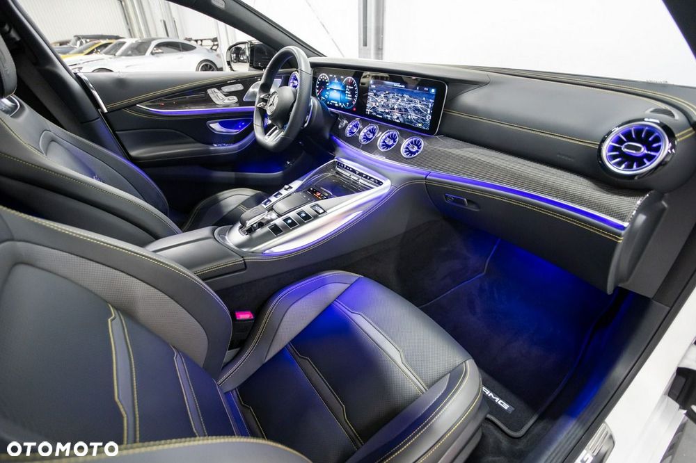 Mercedes-Benz AMG GT - 24