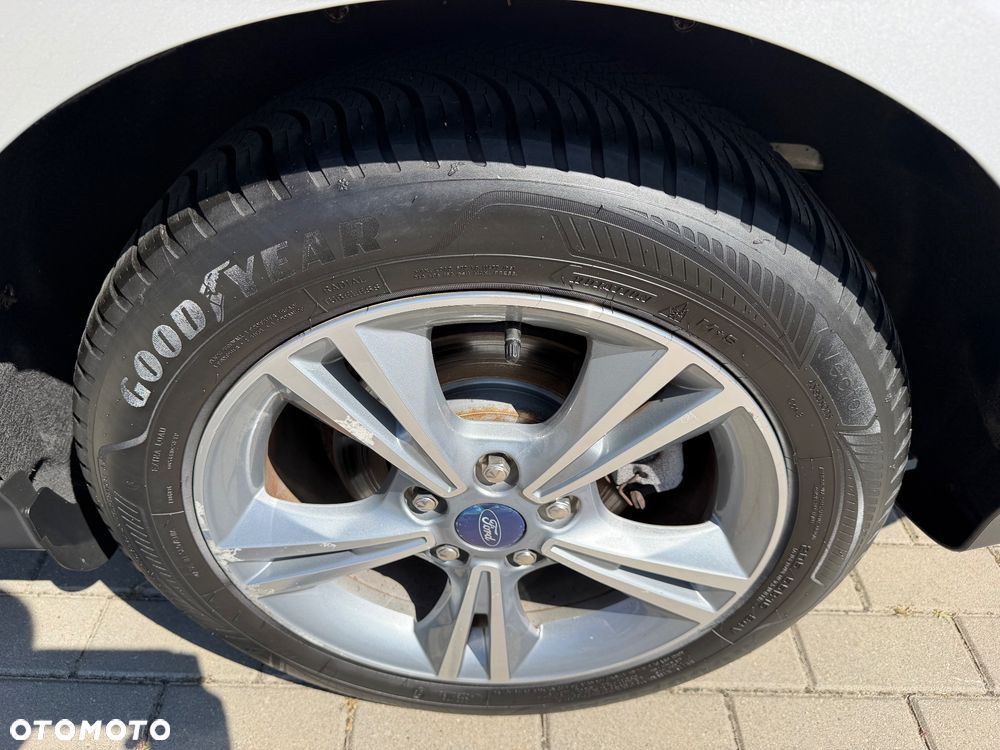 Ford Focus - 12
