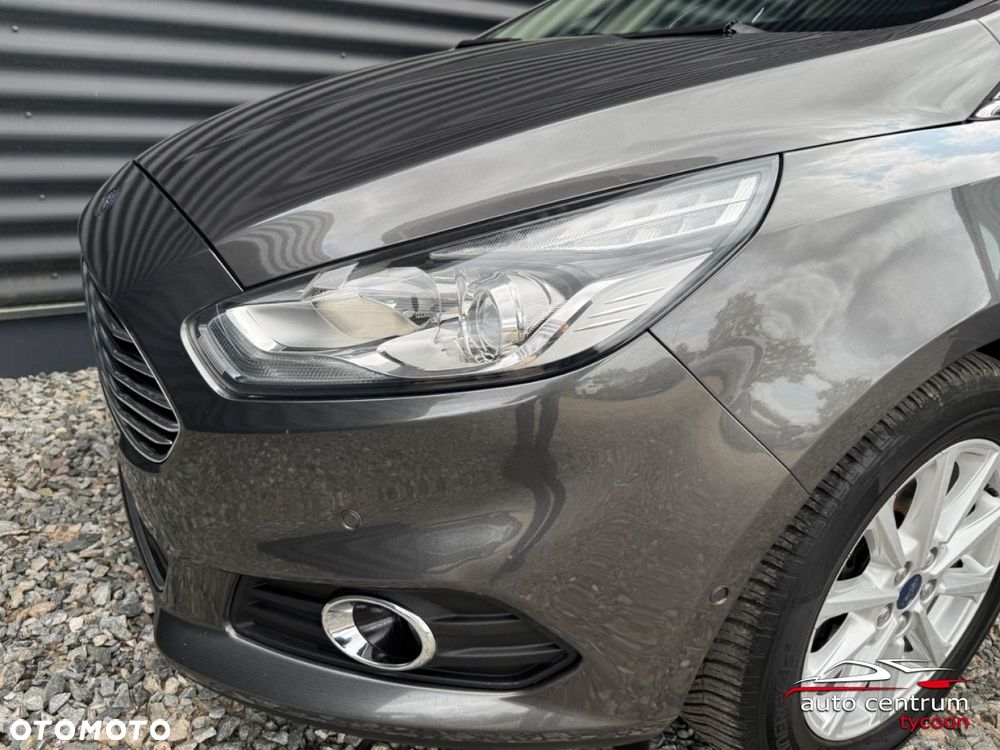 Ford S-Max - 18