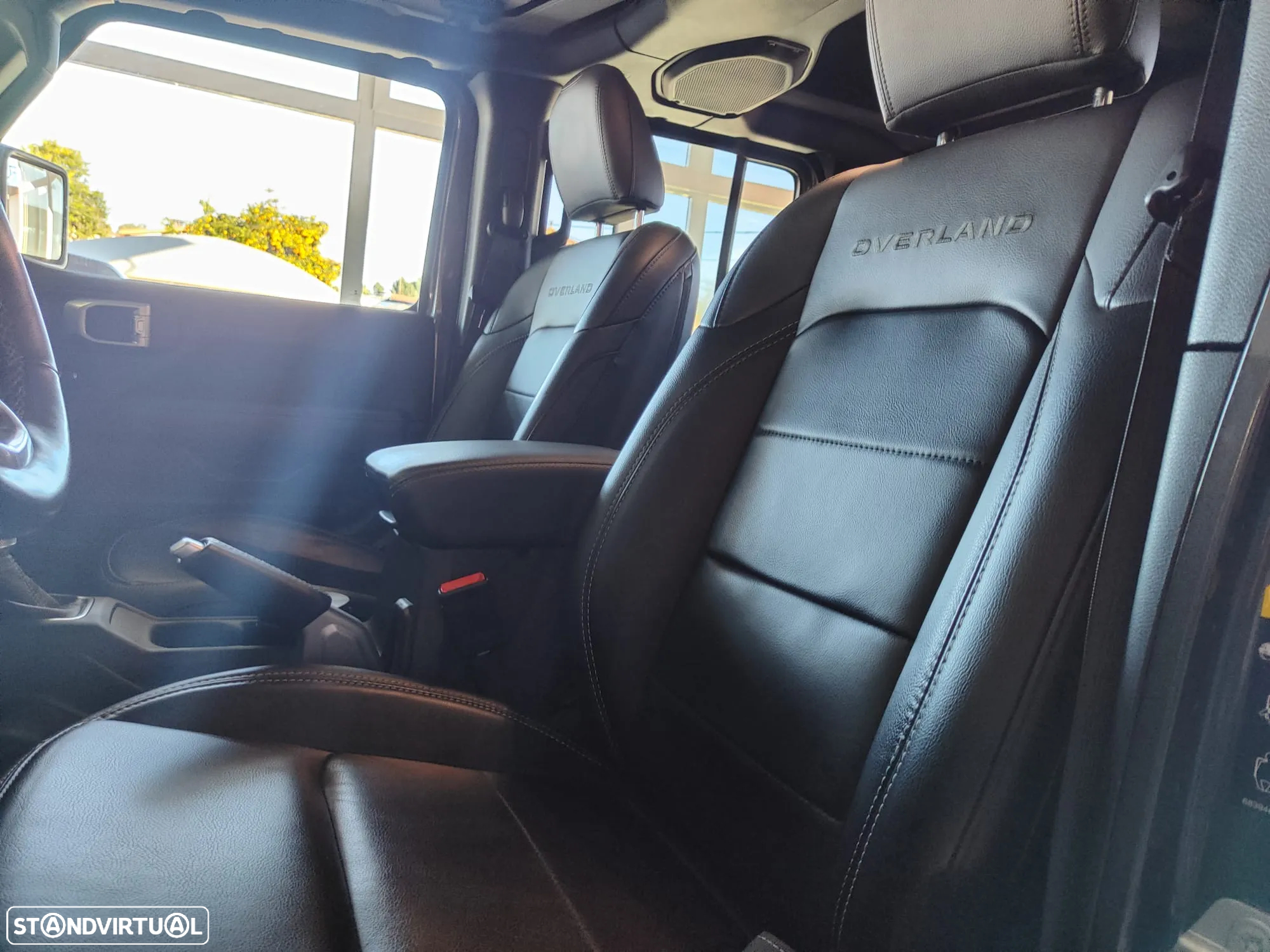 Jeep Gladiator 3.0 CRD Overland AT8 - 24