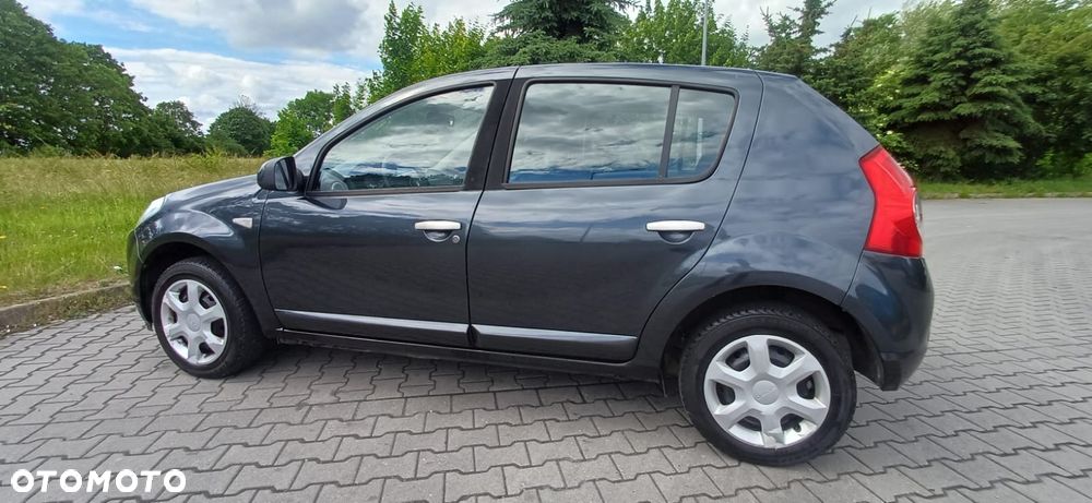Dacia Sandero - 9