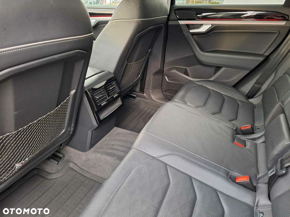 Volkswagen Touareg - 26