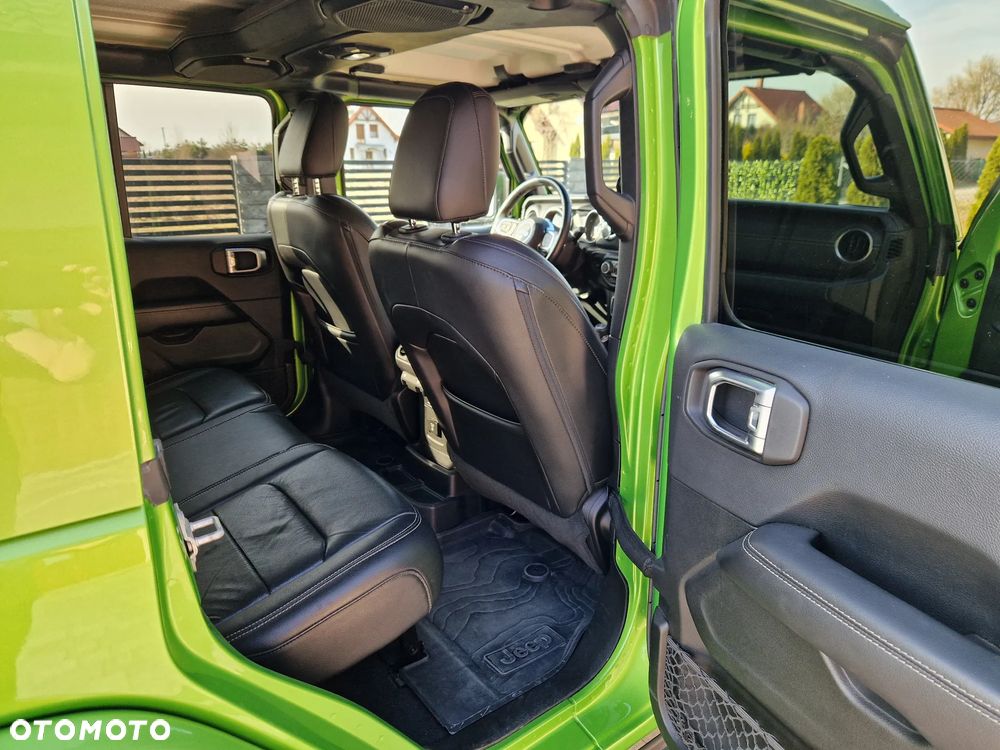 Jeep Wrangler 3.6 Unlim Sahara - 14