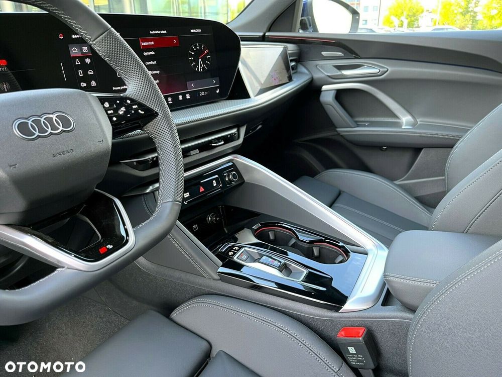 Audi Q5 Sportback - 28