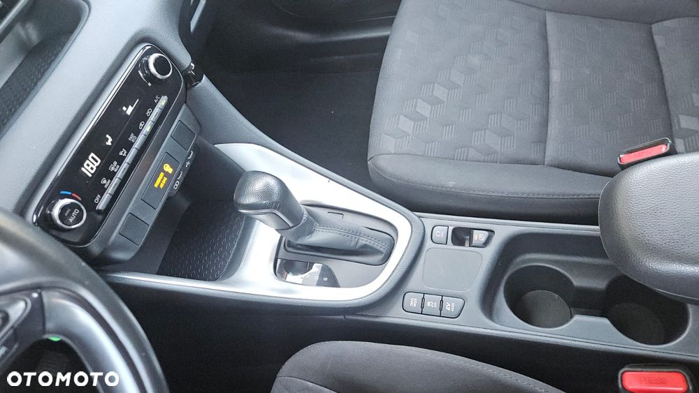 Toyota Yaris - 18