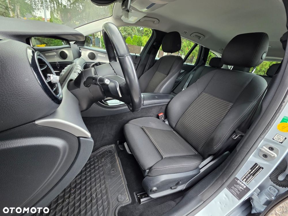 Mercedes-Benz Klasa E 220 d 9G-TRONIC Avantgarde - 21