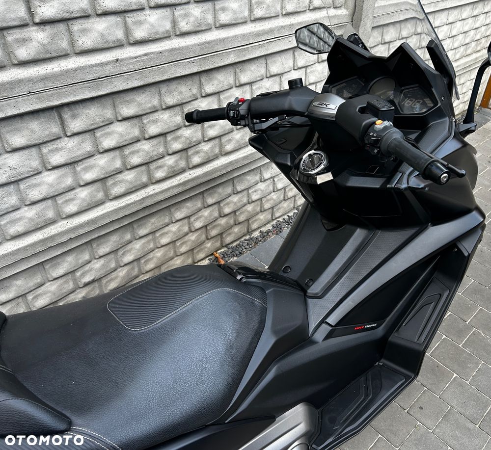 Kymco AK 550 - 9