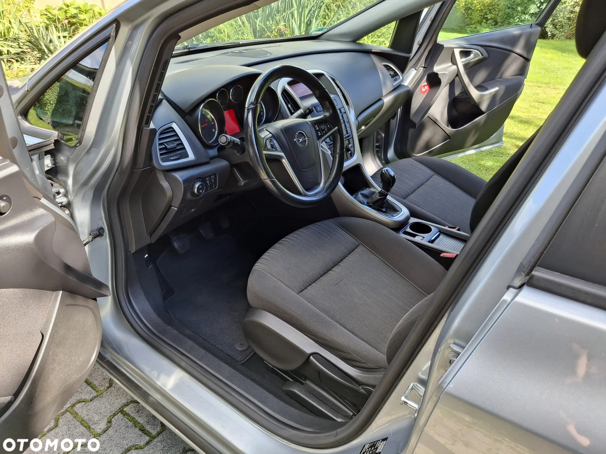 Opel Astra 1.4 Innovation - 19