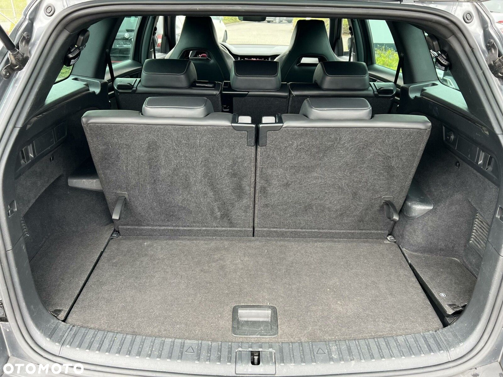 Skoda Kodiaq 2.0 TSI 4x4 Sportline DSG 7os - 10