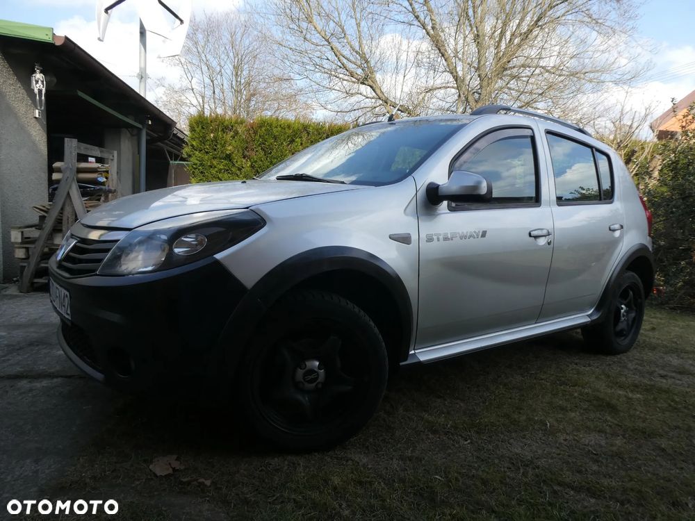 Dacia Sandero 1.5 dCi Laureate - 10