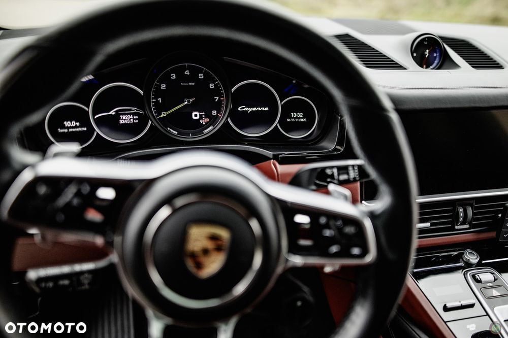 Porsche Cayenne E-Hybrid Platinum Edition - 9