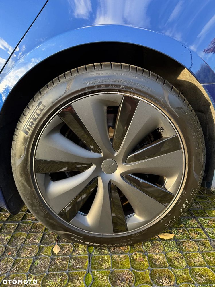 Tesla Model S Long Range AWD - 38
