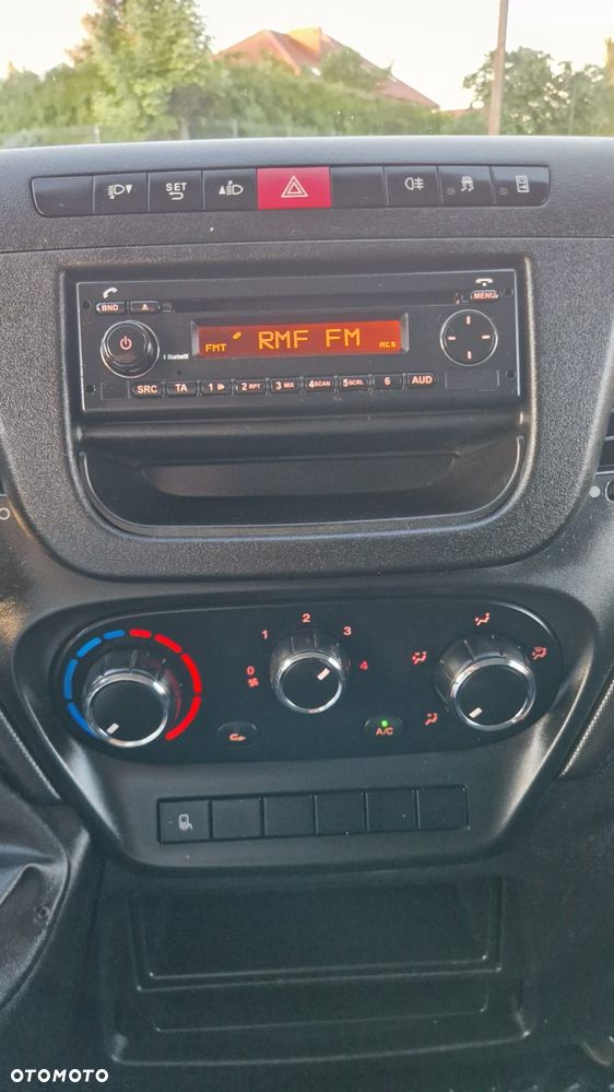 Iveco DAILY 35 Klima Elektryka Tempomat Na Bliźniaku Furgon 3os. Hak Serwis - 15