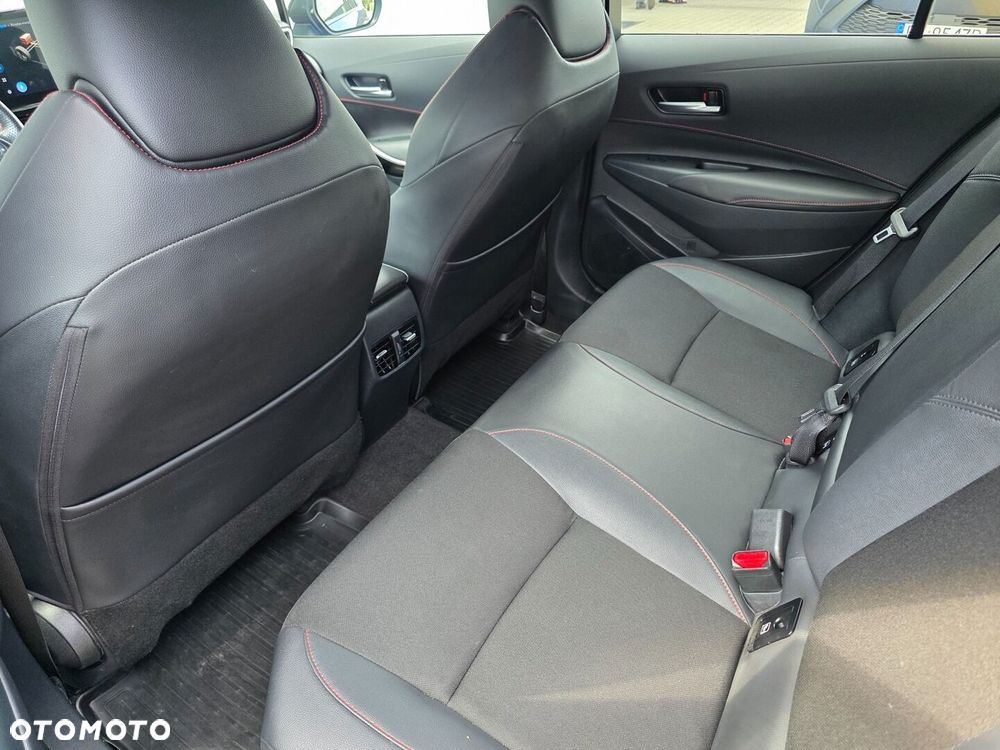Toyota Corolla 1.8 Hybrid GR Sport - 29