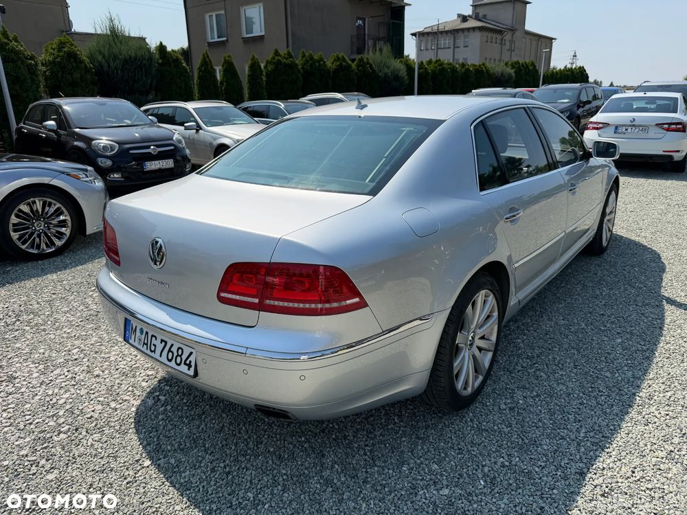 Volkswagen Phaeton 4.2 V8 4MOTION Automatik (5 Sitzer) - 7