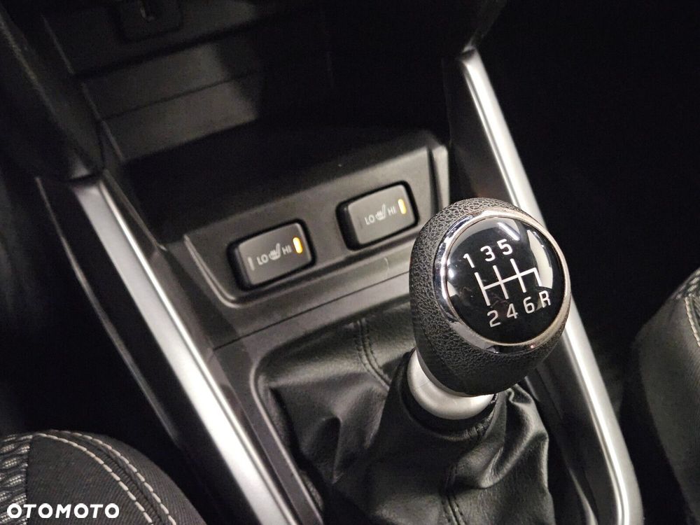 Suzuki Vitara 1.4 Boosterjet Premium 2WD - 21