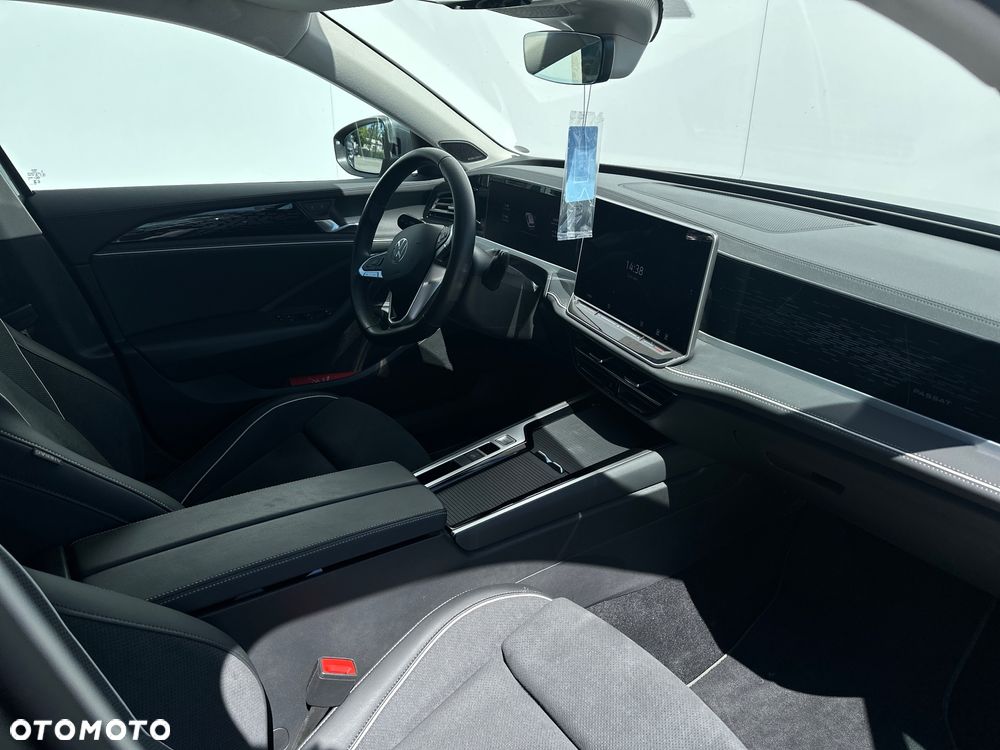 Volkswagen Passat - 9