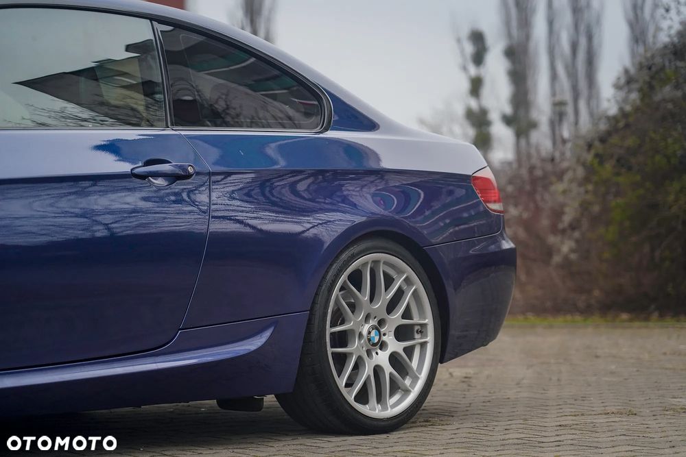 BMW Seria 3 325i - 9