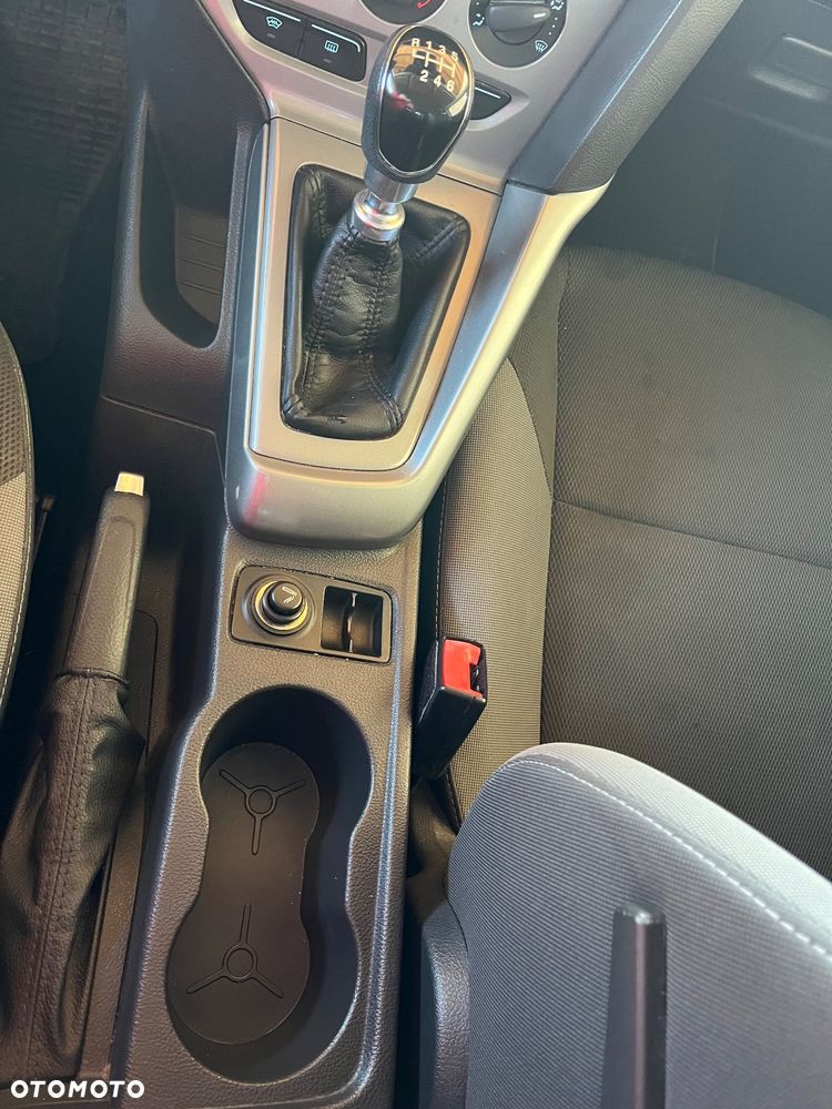 Ford Focus 1.6 TDCi Edition - 11