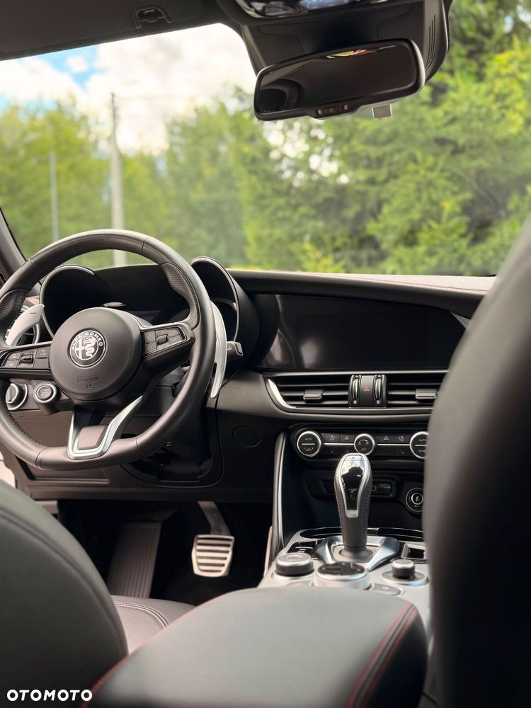 Alfa Romeo Giulia 2.0 Turbo Tributo Italiano Q4 - 16