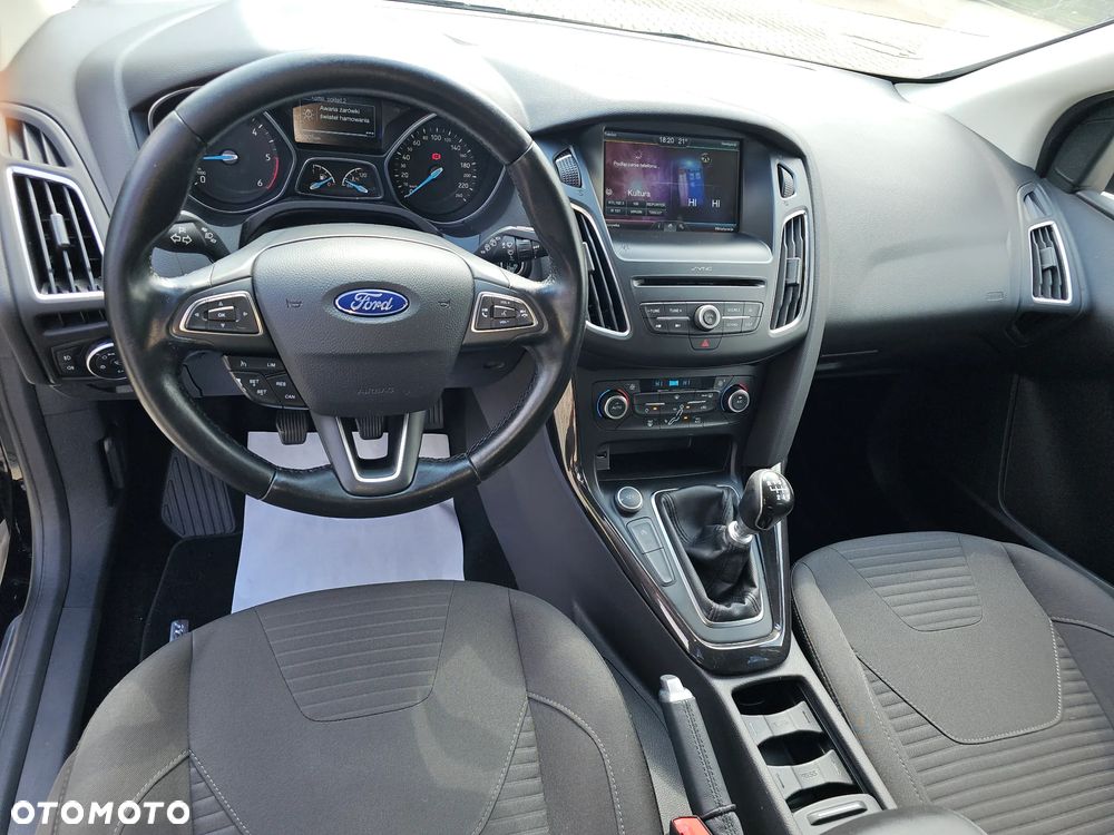 Ford Focus 1.5 EcoBlue Start-Stopp-System TITANIUM - 25