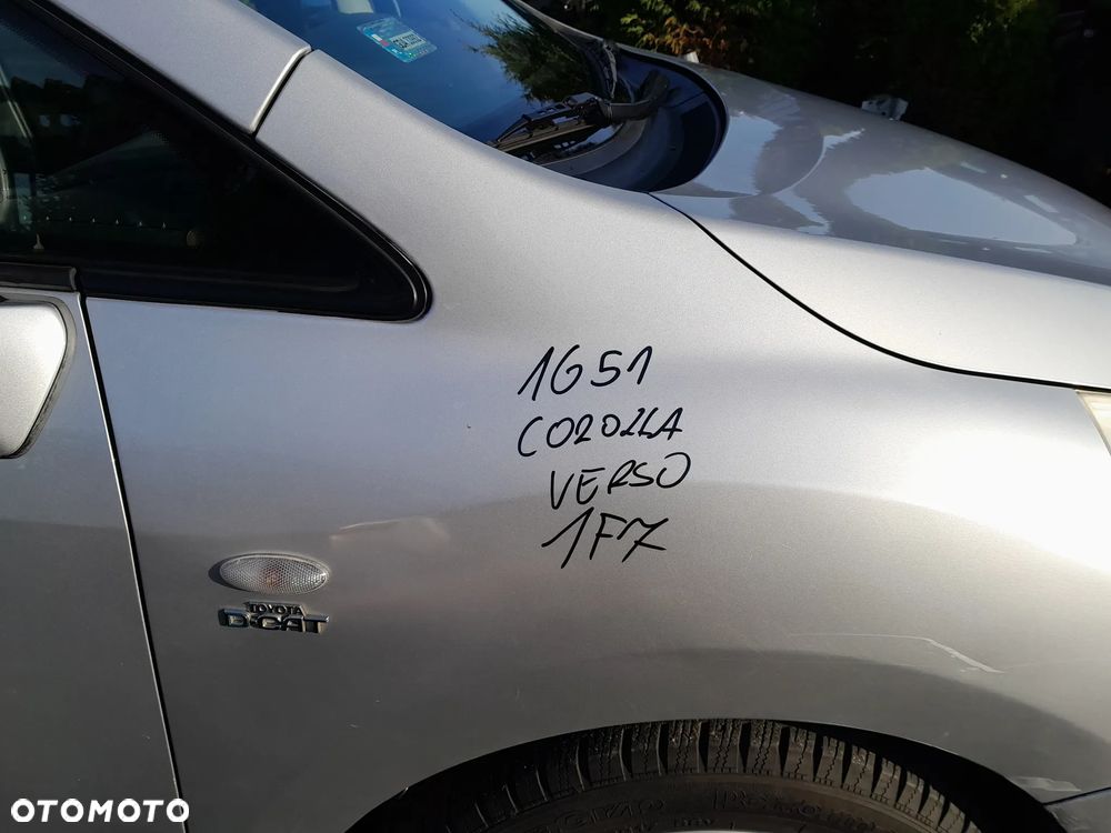 TOYOTA VERSO LIFT BŁOTNIK PRAWY PRZEDNI PRAWY PRZOD KOLOR: 1F7 - 3