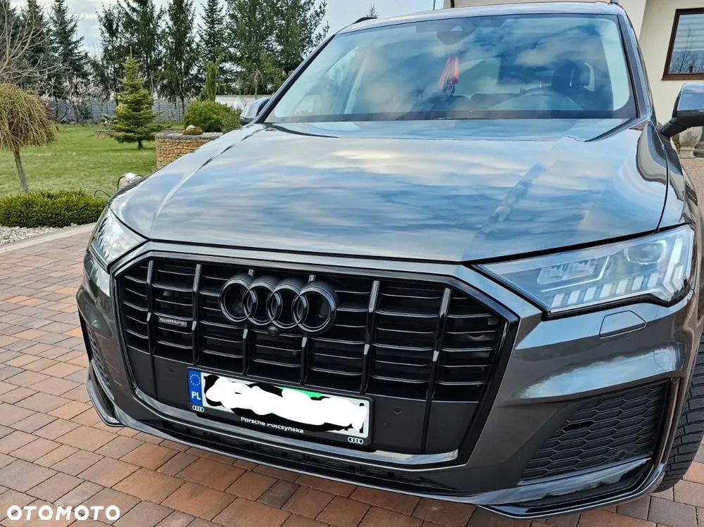 Audi Q7 - 7