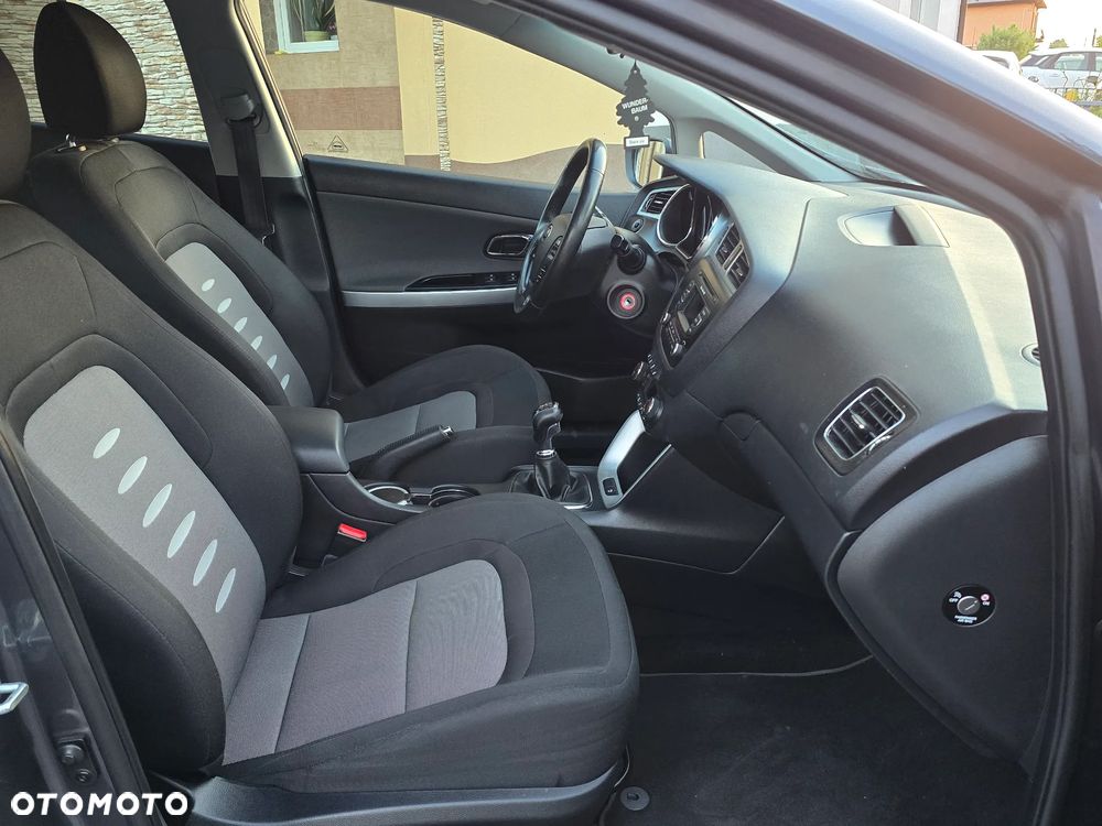Kia Ceed 1.6 GDI Vision - 24