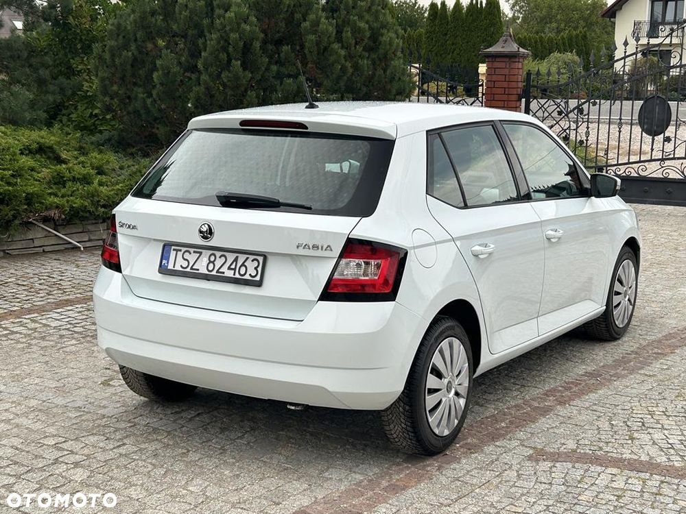 Skoda Fabia - 3