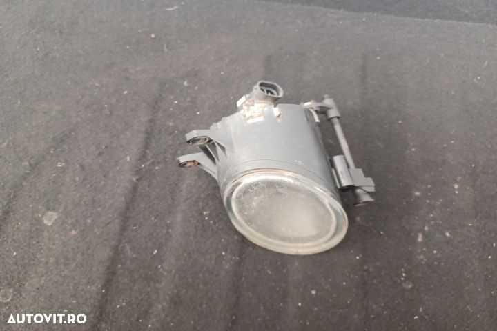 Proiector stanga 8E0941699 0305063001 8E0941699 0305063001 Audi A4 B6 - 3