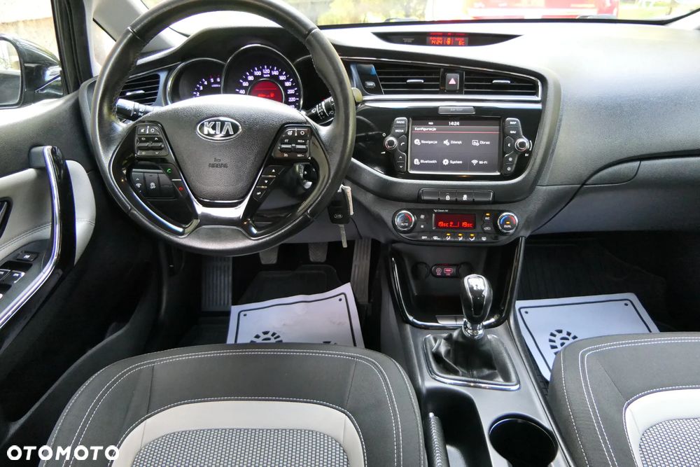 Kia Ceed 1.6 CRDi L - 3
