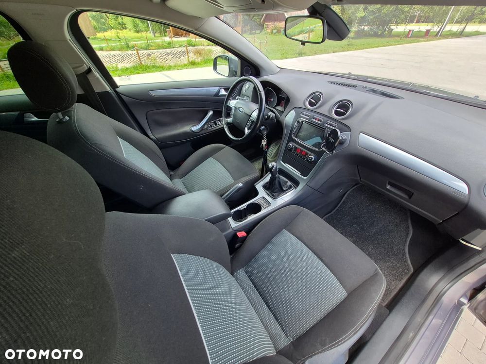 Ford Mondeo 1.6 Ti-VCT Trend - 30