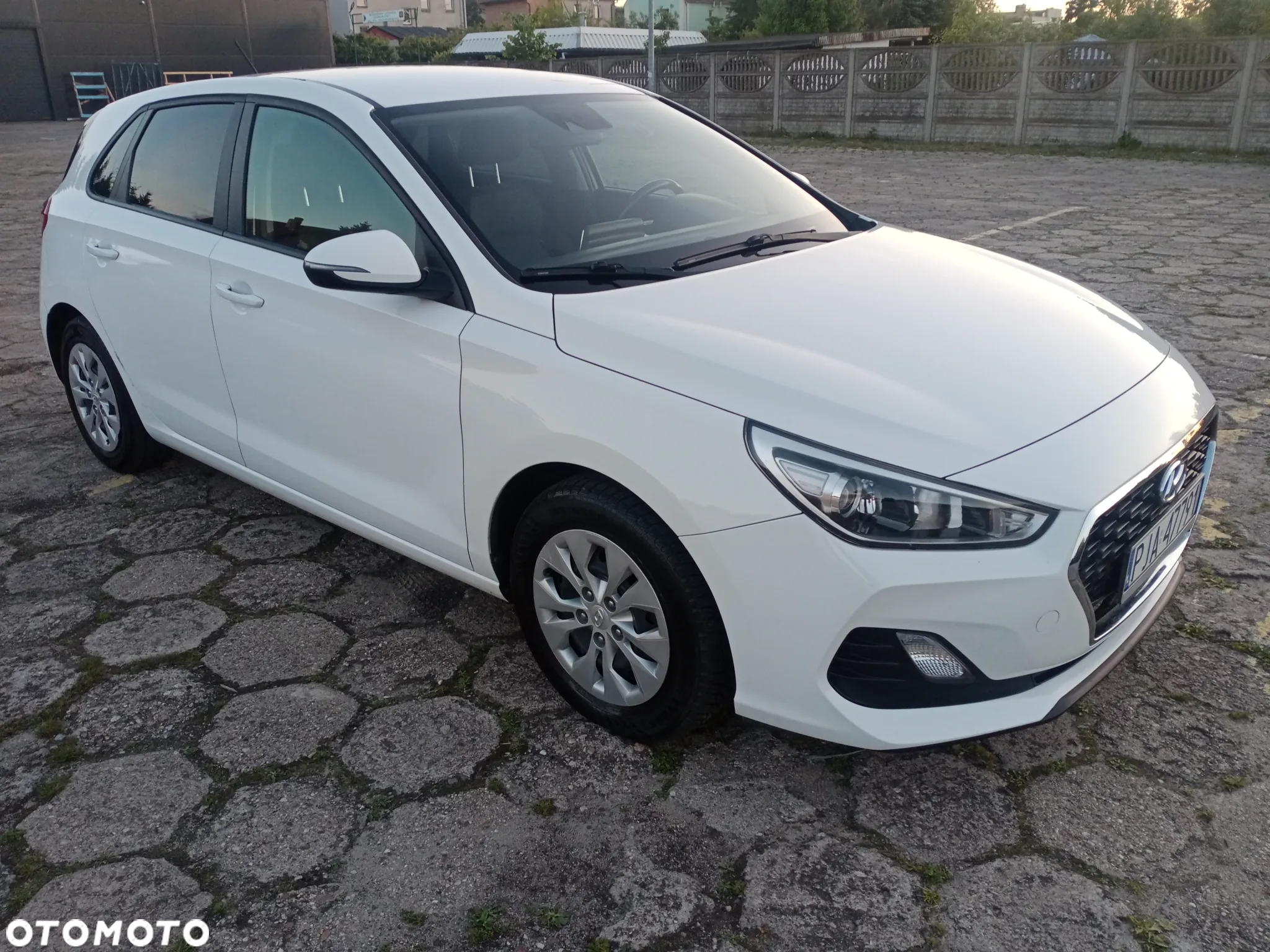 Hyundai i30 1.4 Comfort - 4