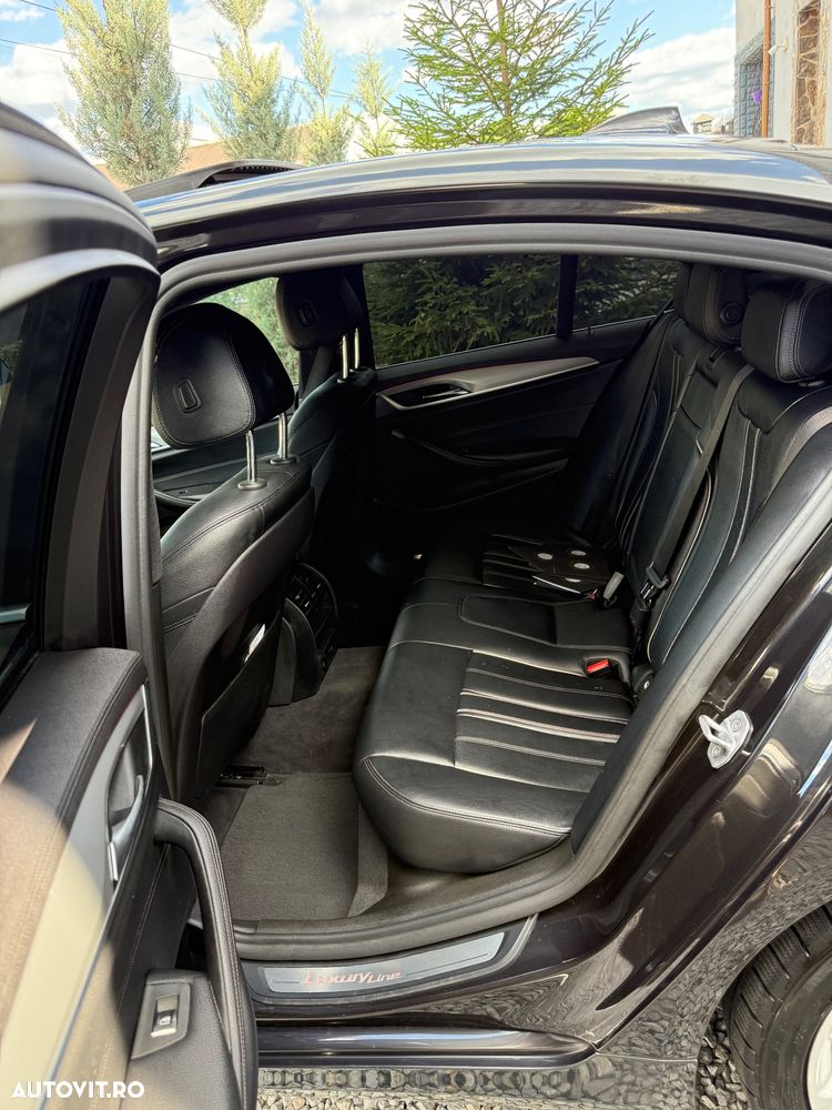 BMW Seria 5 520d xDrive Aut. Luxury Line - 11